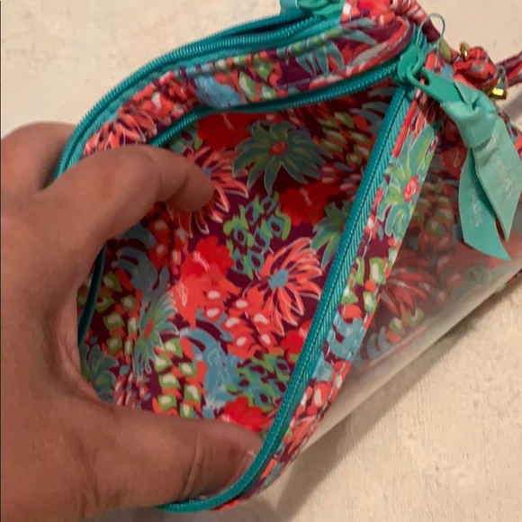 Wristlet & Phone Case - Picture 5 of 5